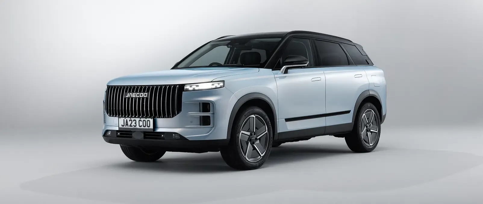 JAECOO J7 SUV Super Hybrid Tampilan Depan dan Samping